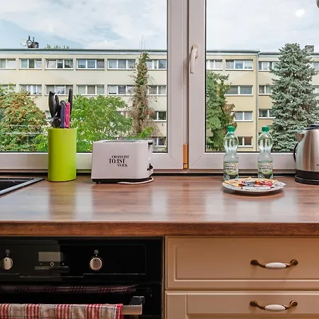 Wild And Free Urban Jungle By Bookinghost