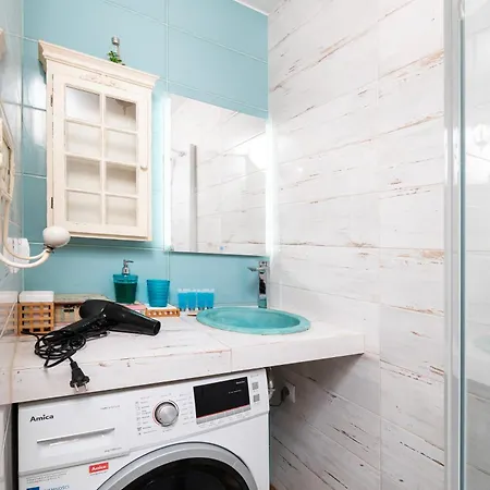 Wild And Free Urban Jungle By Bookinghost Apartamento Łódź