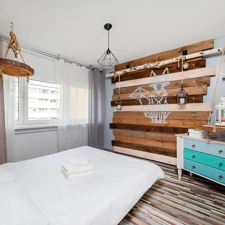 Wild And Free Urban Jungle By Bookinghost