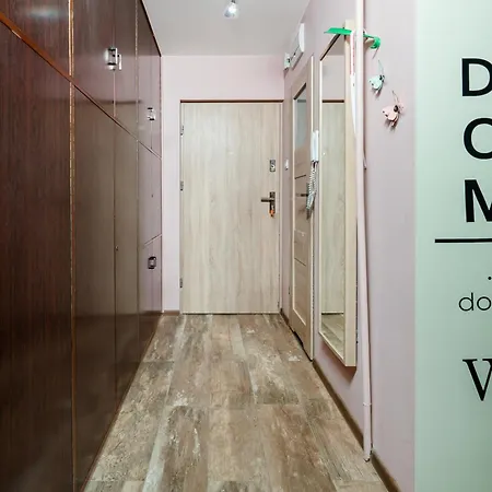 Wild And Free Urban Jungle By Bookinghost Apartamento *