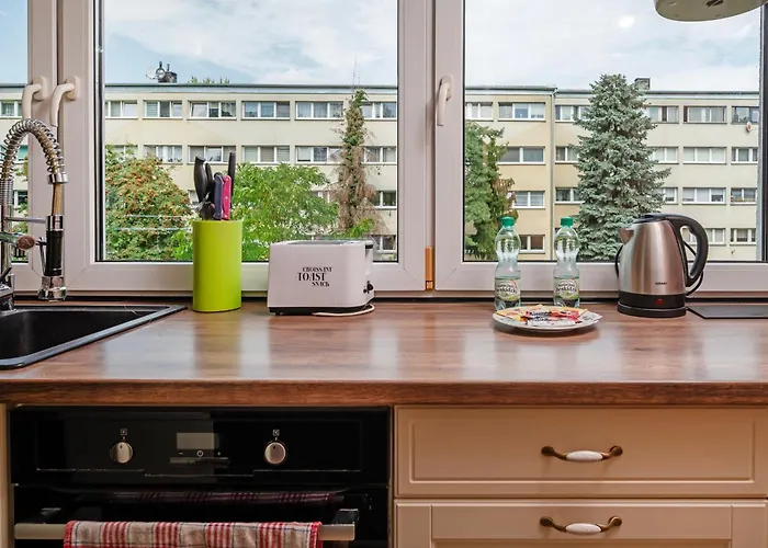 Wild And Free Urban Jungle By Bookinghost