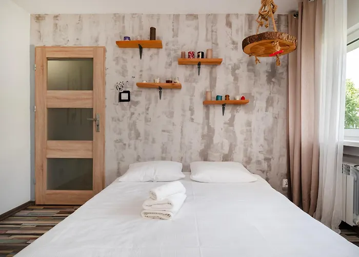 Wild And Free Urban Jungle By Bookinghost Łódź