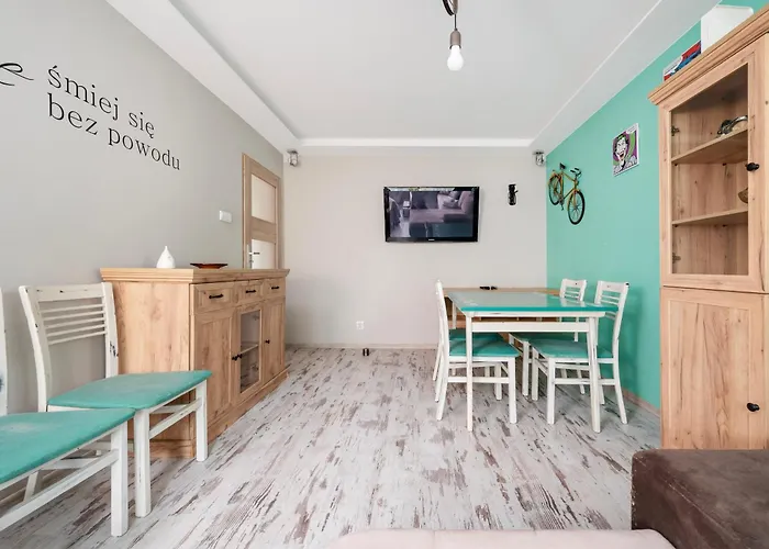 Wild And Free Urban Jungle By Bookinghost Lejlighed Łódź